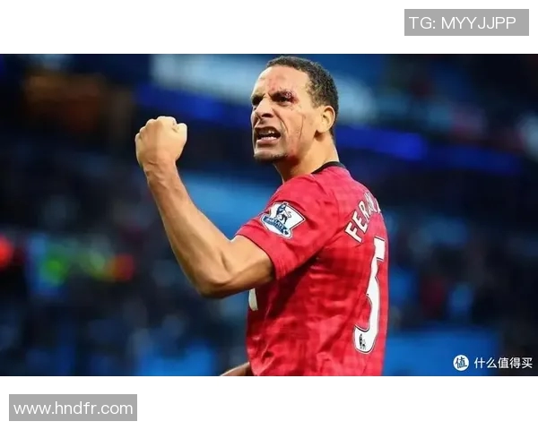 前世界足球明星的传奇人生与绿茵场上的辉煌成就回顾