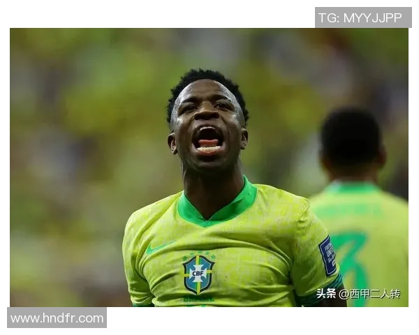 全球足球明星风采展示与个人简介一览